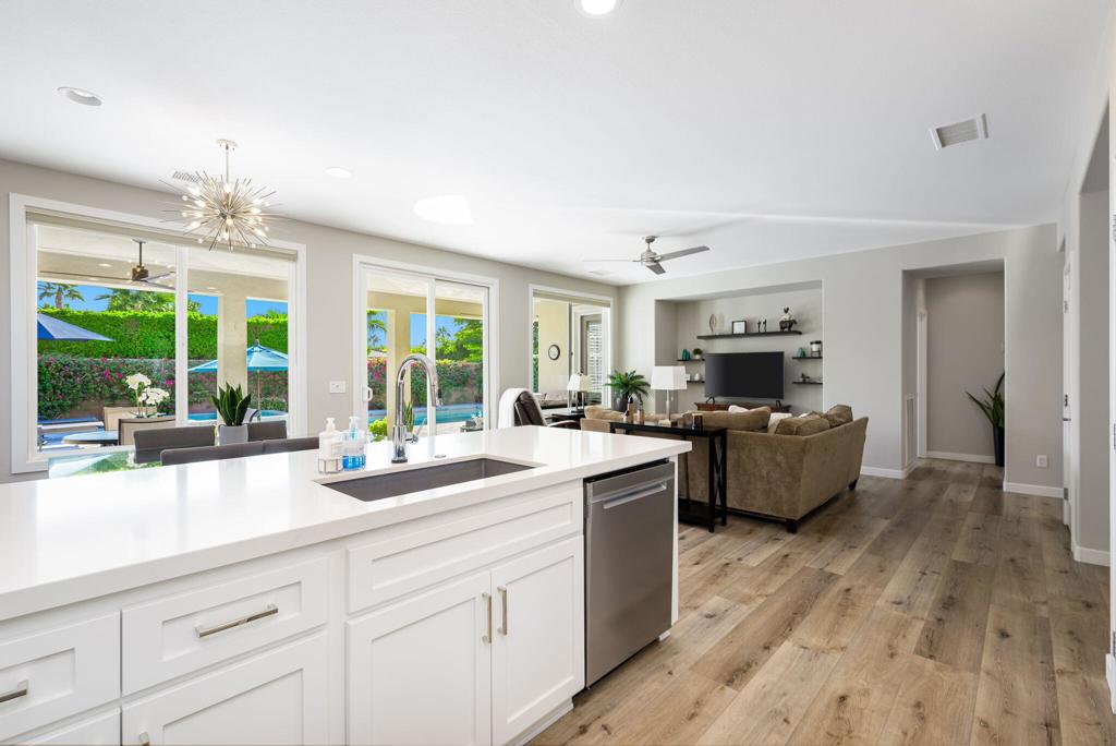 61726 Toro Canyon Way Property Photo 15