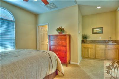 61595 Topaz Drive Property Photo 5