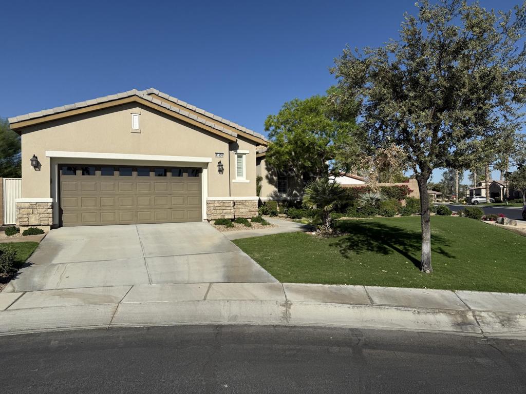 81450 Moonstone Court Property Photo 1