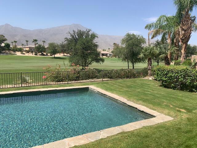 81225 Red Rock Road Property Photo 13
