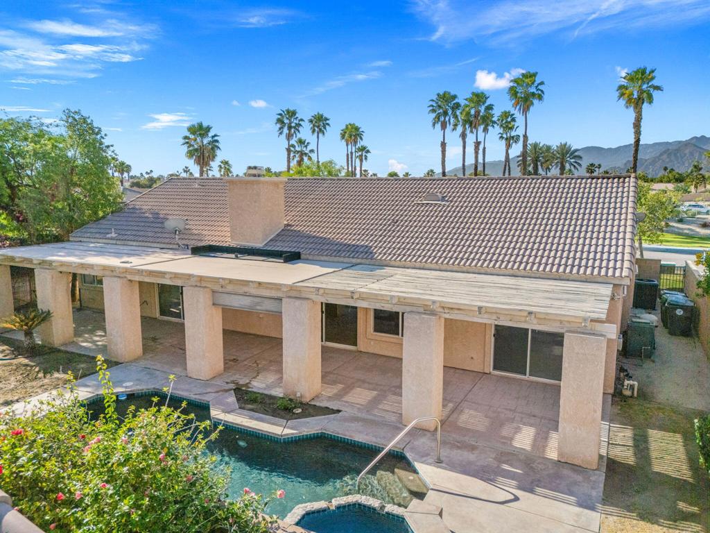 79190 Ladera Drive Property Photo 2