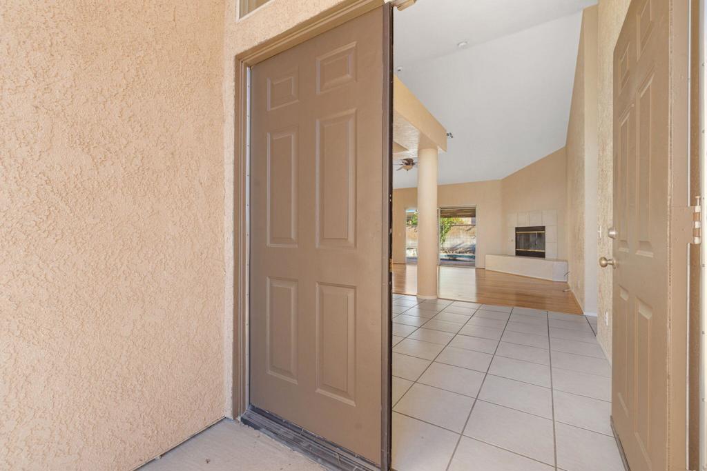 79190 Ladera Drive Property Photo 8