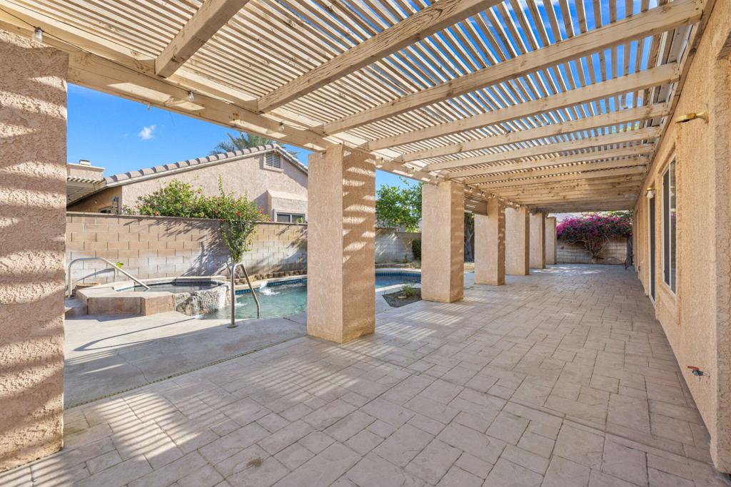 79190 Ladera Drive Property Photo 11