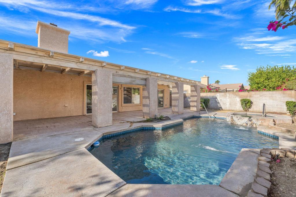 79190 Ladera Drive Property Photo 13