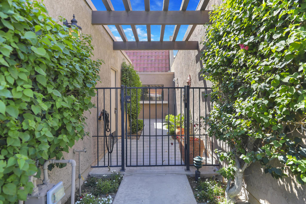 78480 Montego Bay Circle Property Photo 3