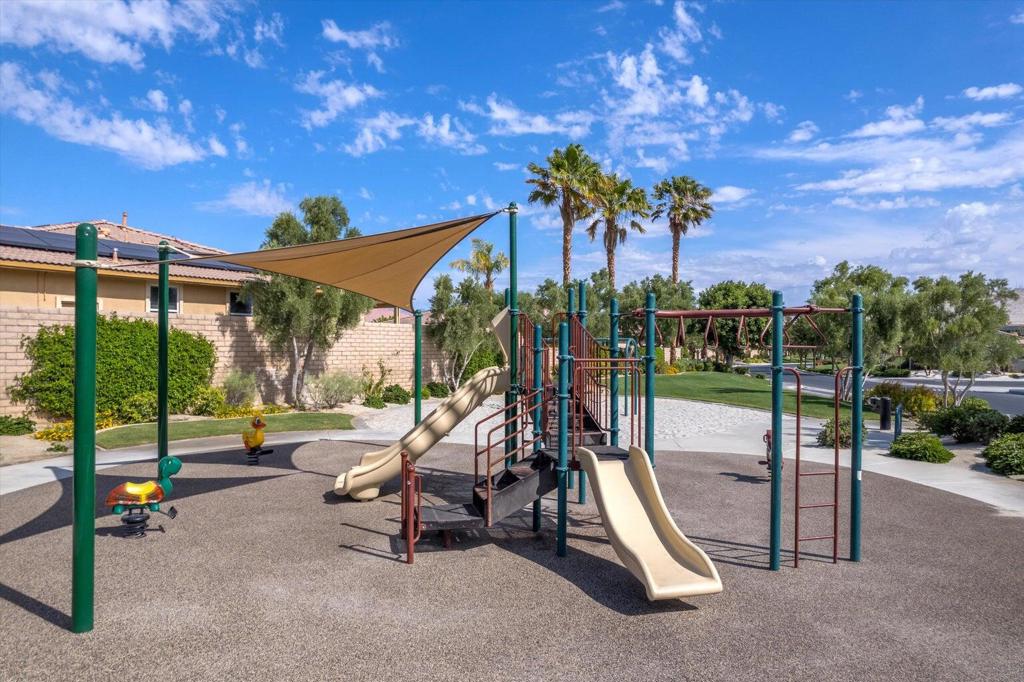 232 Via Firenza Property Photo 39