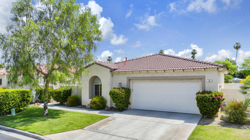 34 Vistara Drive Property Photo 1