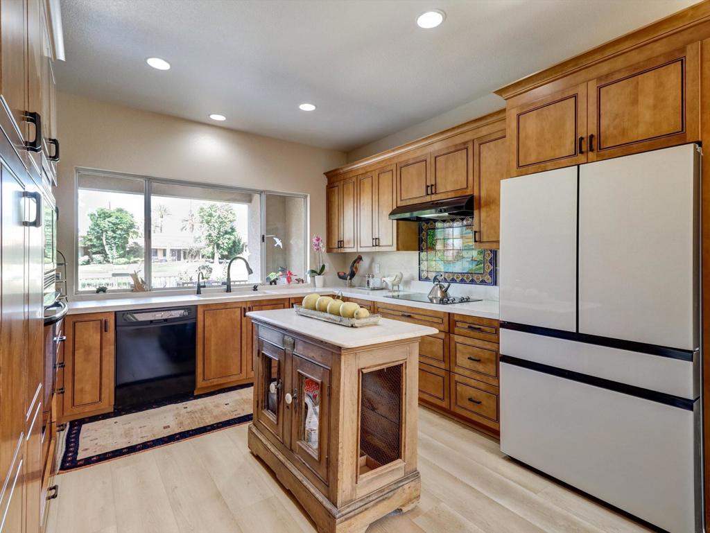 19 Lake Shore Drive Property Photo 20