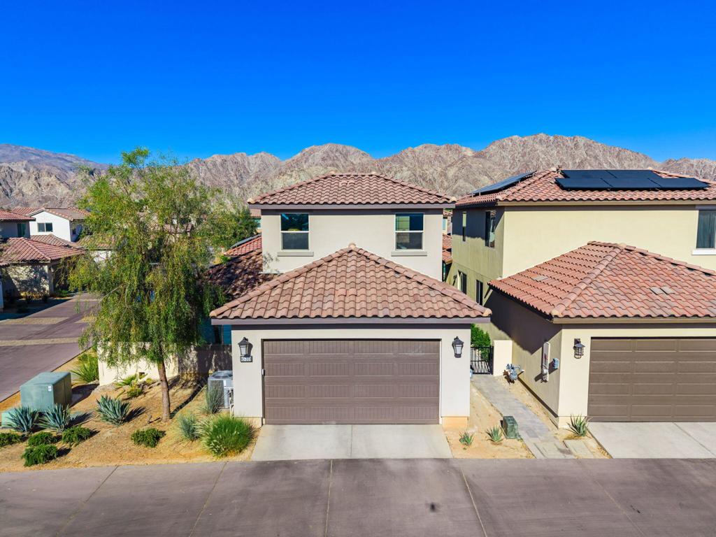 80368 Whisper Rock Way Property Photo 4