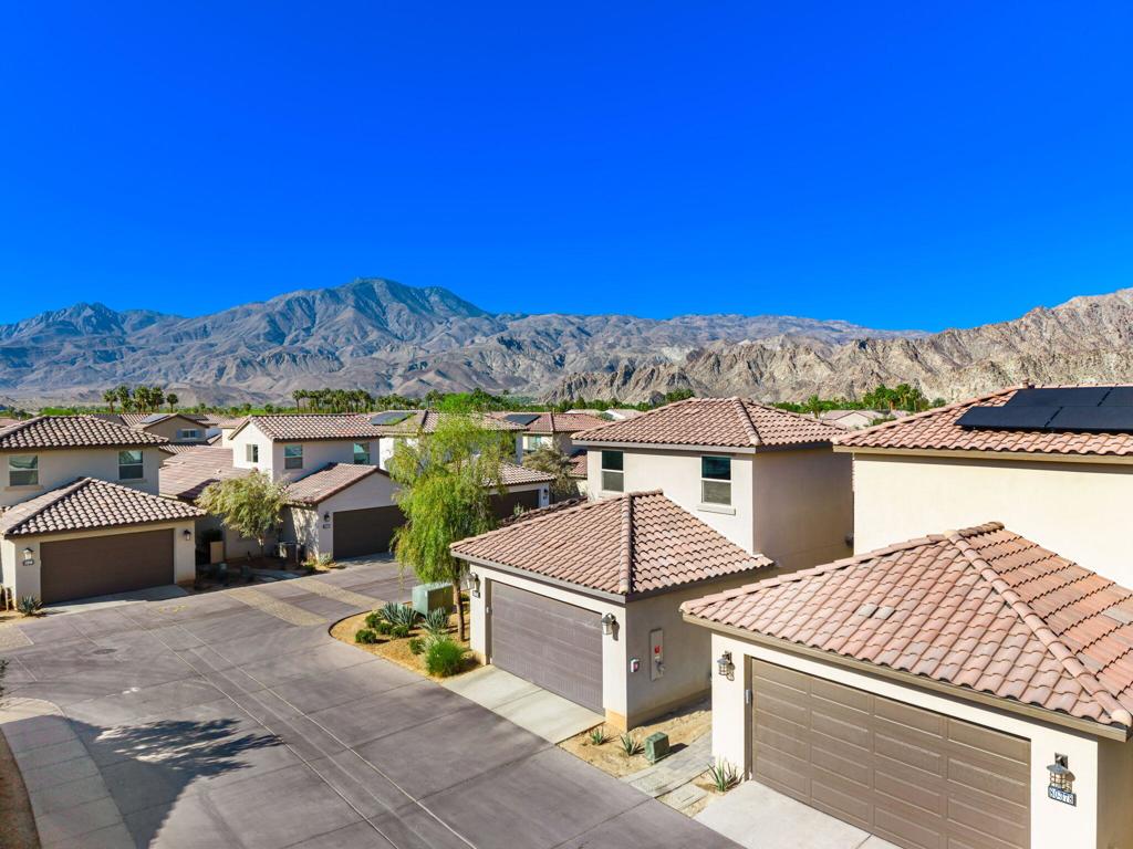 80368 Whisper Rock Way Property Photo 5