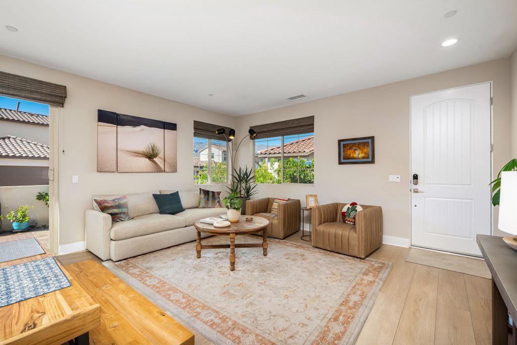 80368 Whisper Rock Way Property Photo 23