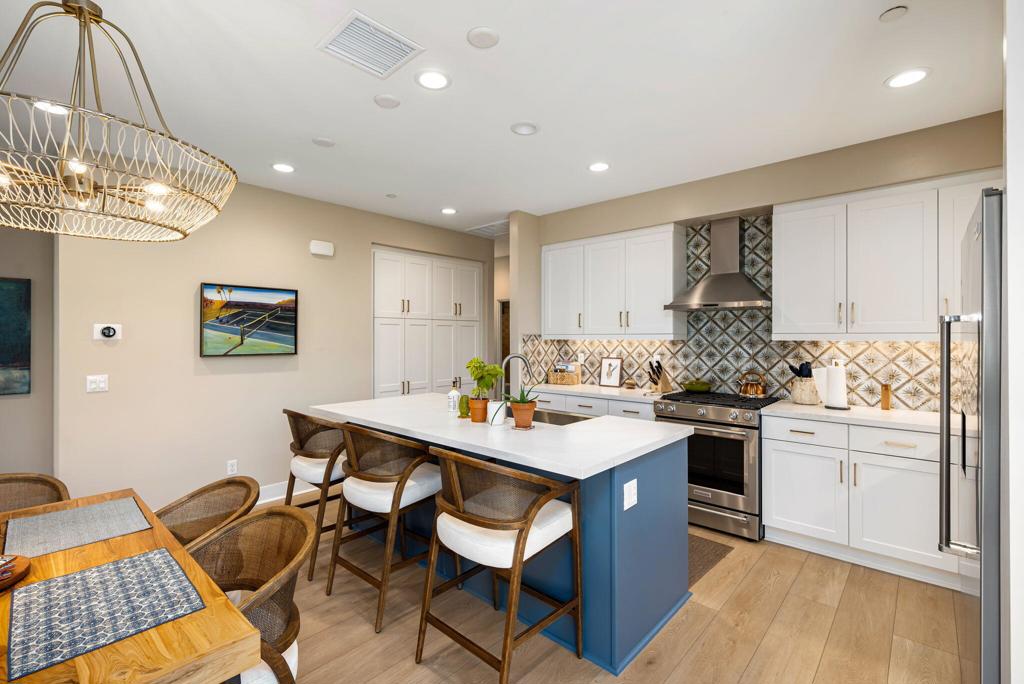 80368 Whisper Rock Way Property Photo 29