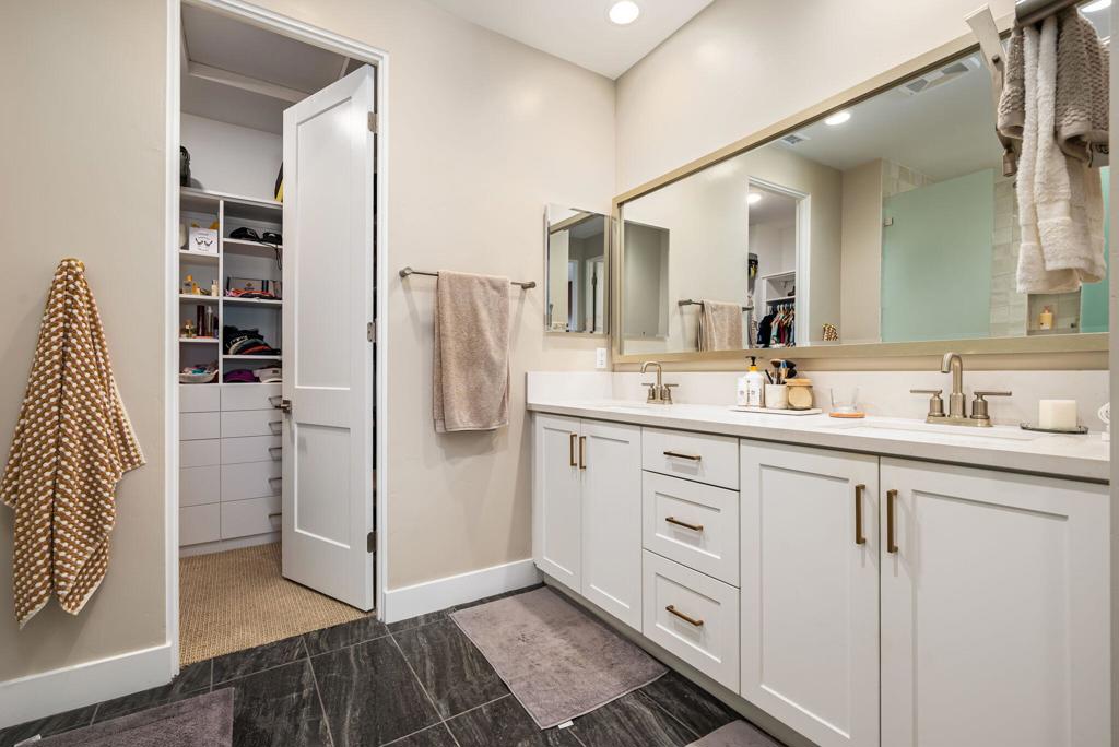 80368 Whisper Rock Way Property Photo 37