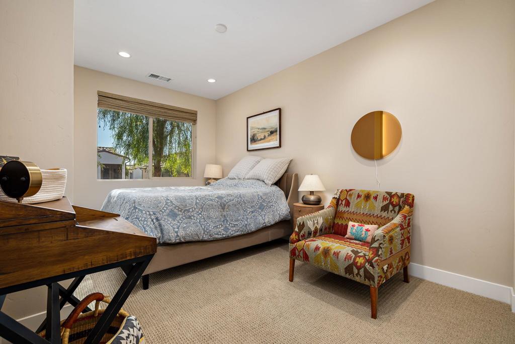 80368 Whisper Rock Way Property Photo 40