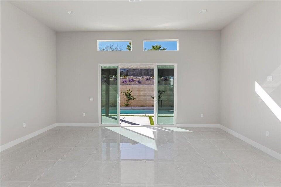 41855 Volare Court Property Photo 7