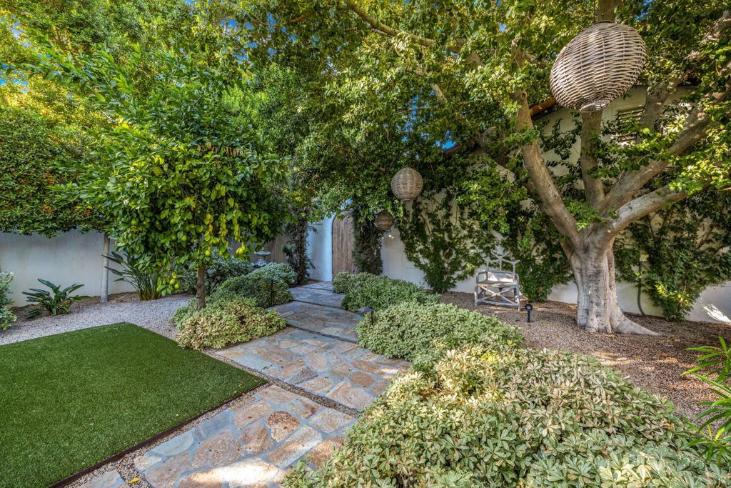 535 N Belardo Road Property Photo 32