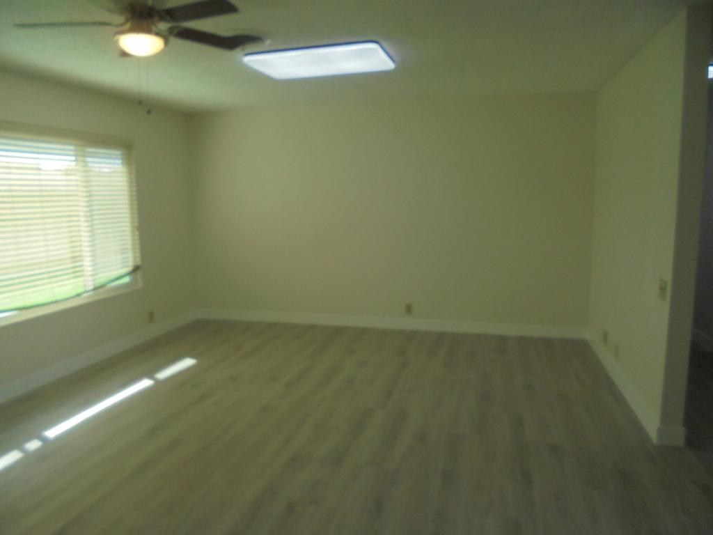 570 Holley Lane Property Photo 7