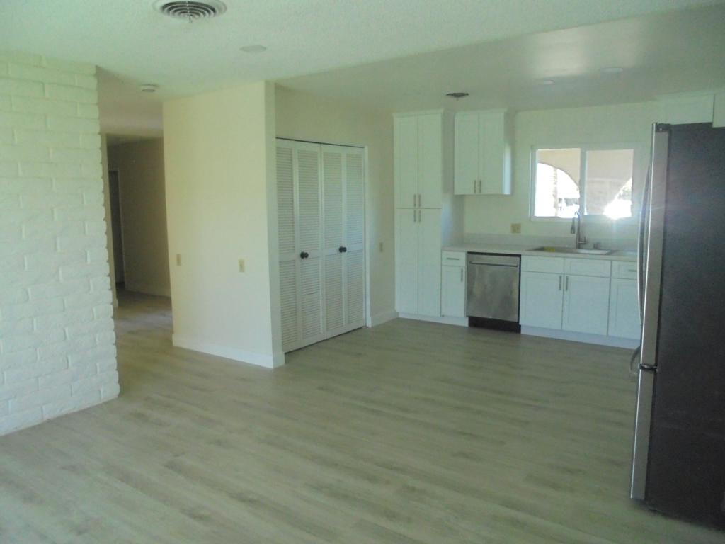 570 Holley Lane Property Photo 10