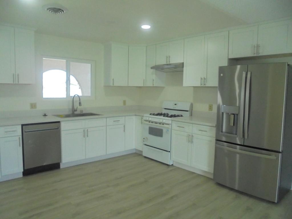 570 Holley Lane Property Photo 11