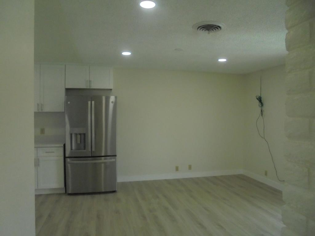 570 Holley Lane Property Photo 13