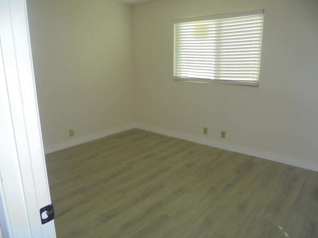 570 Holley Lane Property Photo 26
