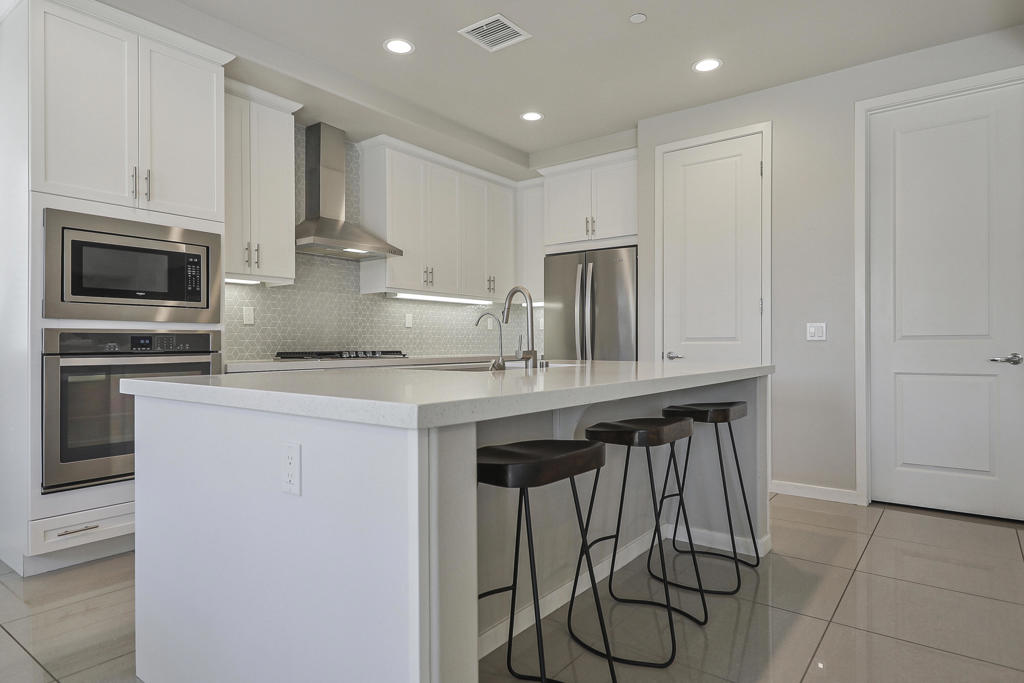 43402 Hazelton Lane Property Photo 12