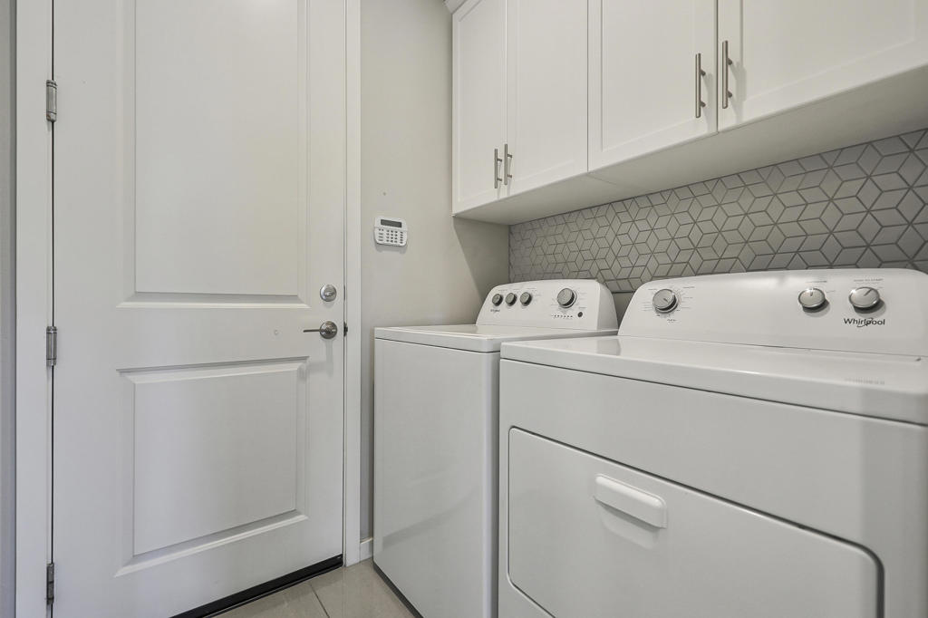 43402 Hazelton Lane Property Photo 14
