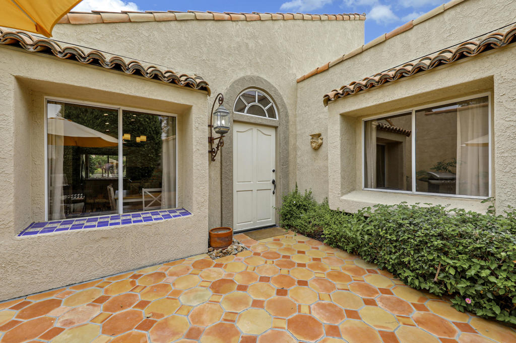 36055 Avenida De Las Montanas E Property Photo 5