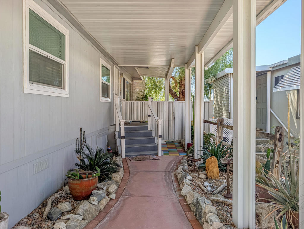 70200 Dillon Road 665 Property Photo 7