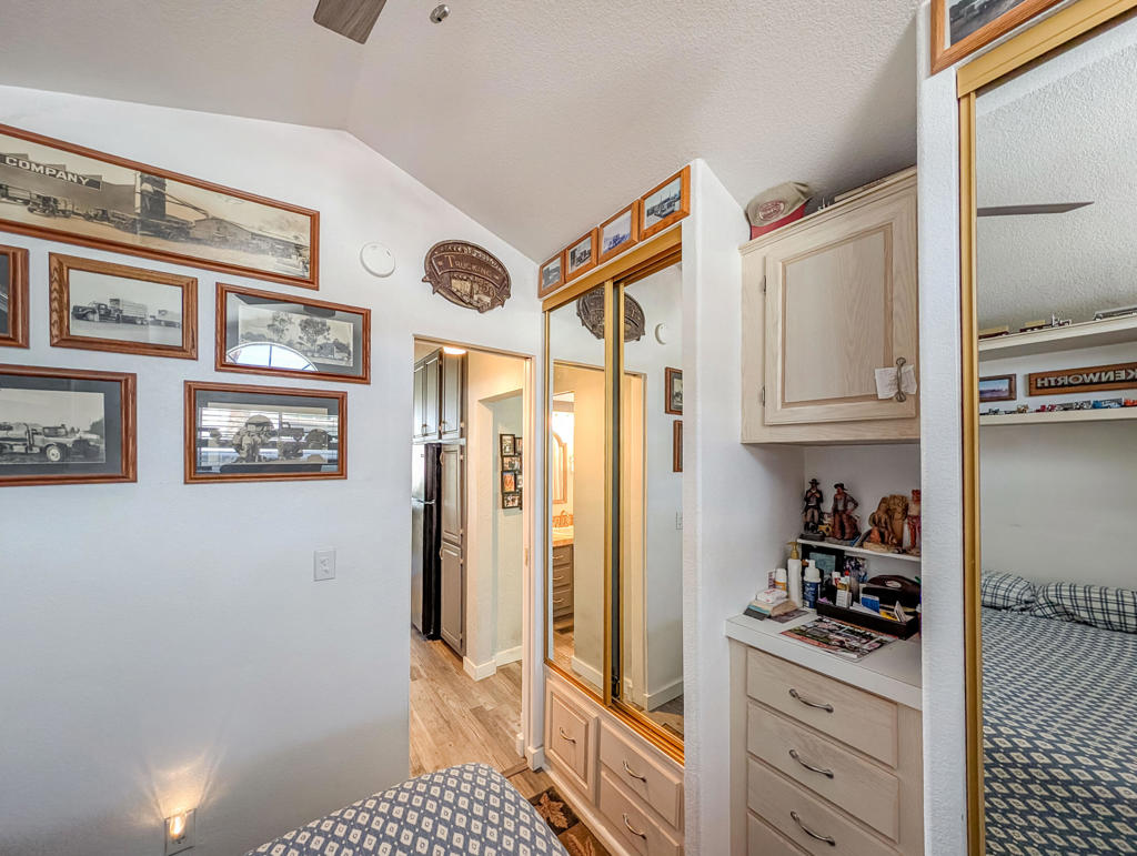 70200 Dillon Road 665 Property Photo 22