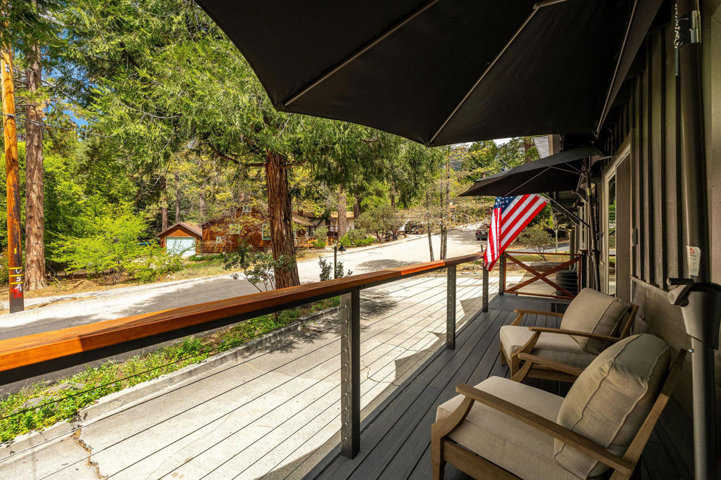 25106 Rim Rock Road Property Photo 7