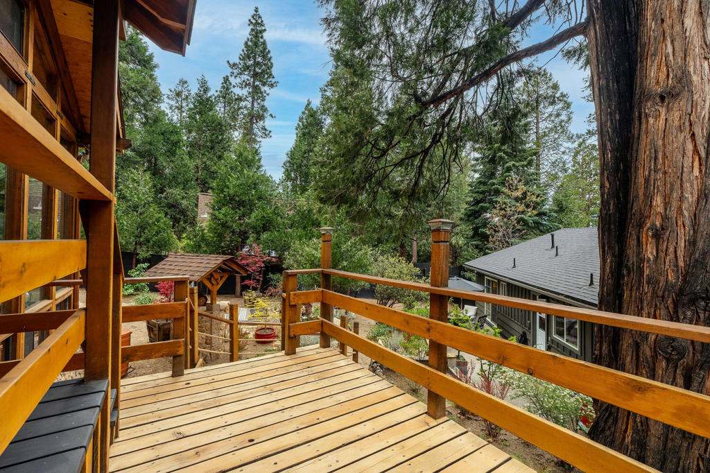 25106 Rim Rock Road Property Photo 37