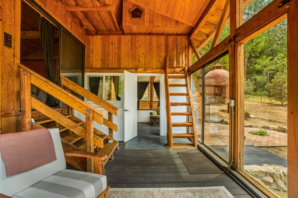 25106 Rim Rock Road Property Photo 51