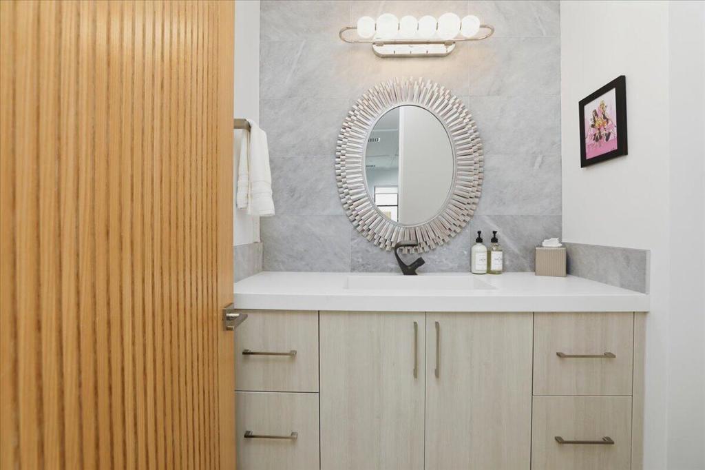 219146016DA Property Photo 65