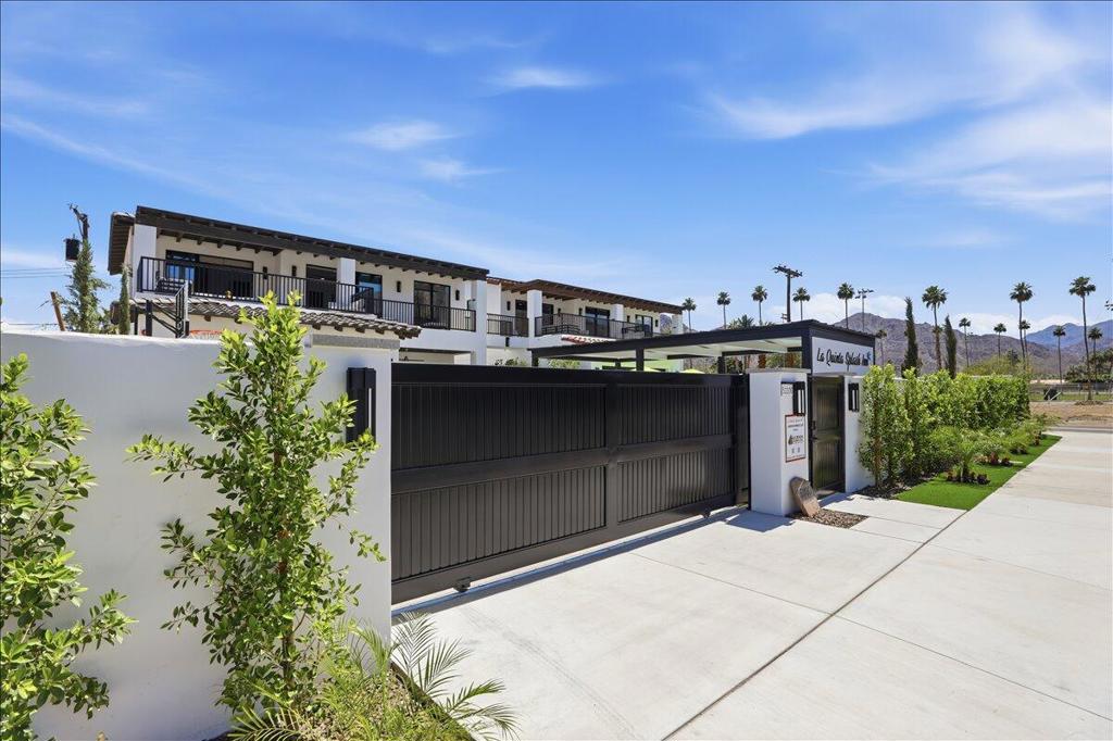 219146016DA Property Photo 112