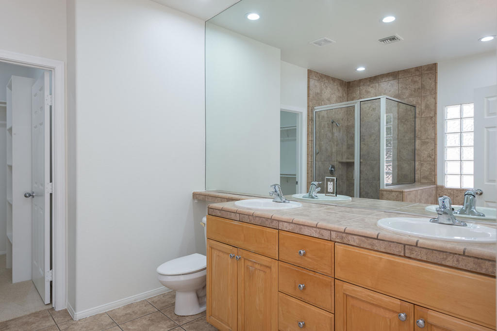 74137 Academy Lane E Property Photo 15
