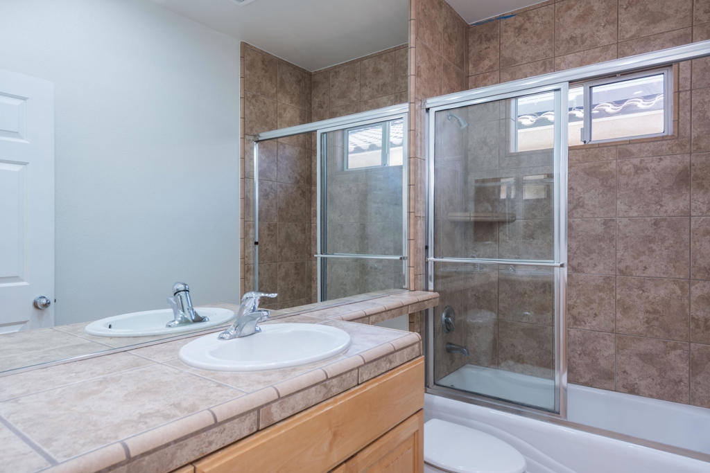74137 Academy Lane E Property Photo 20