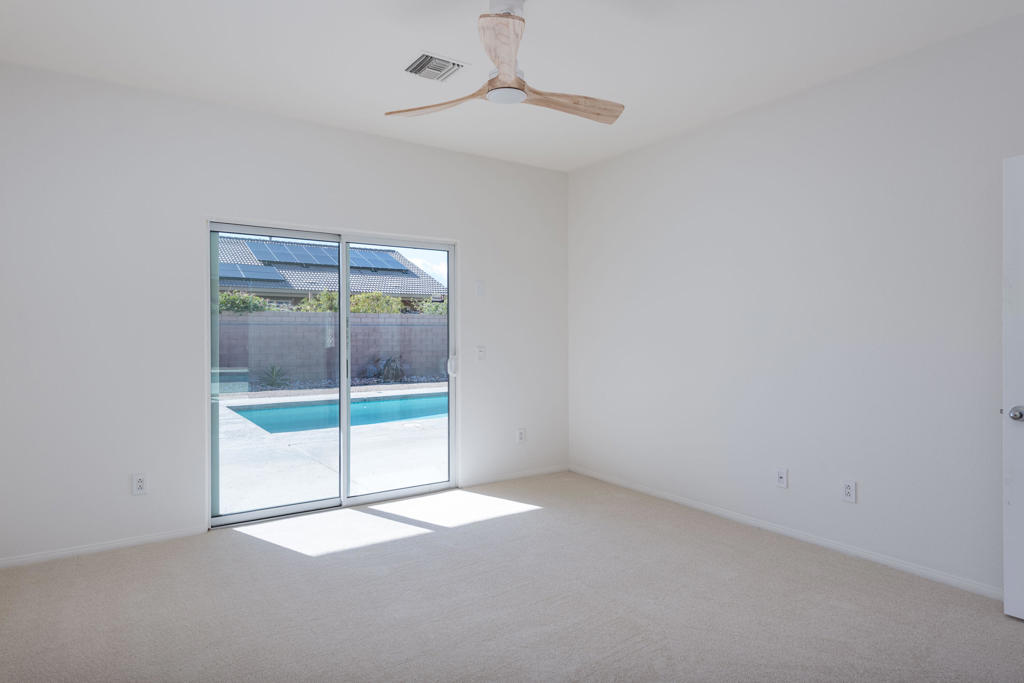 74137 Academy Lane E Property Photo 23