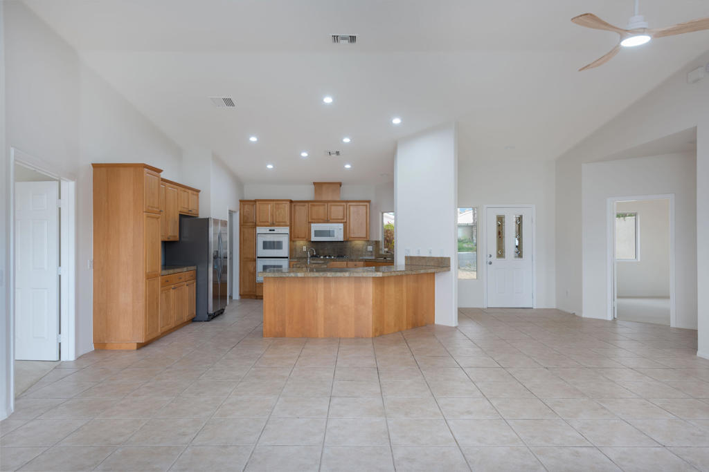 74140 Scholar Lane E Property Photo 6