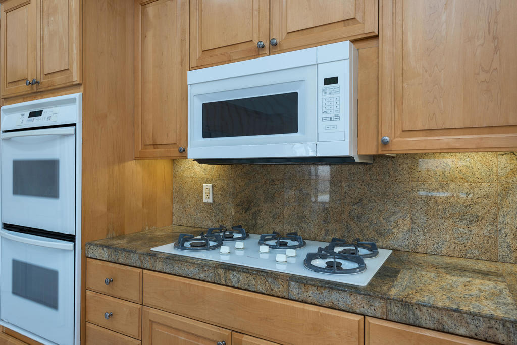 74140 Scholar Lane E Property Photo 9