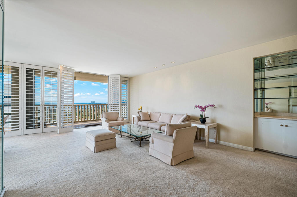 219146043PS Property Photo 15