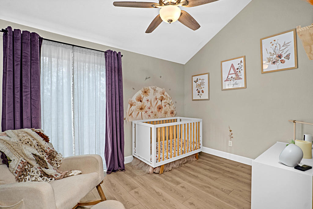 682 Sycamore Avenue Property Photo 19