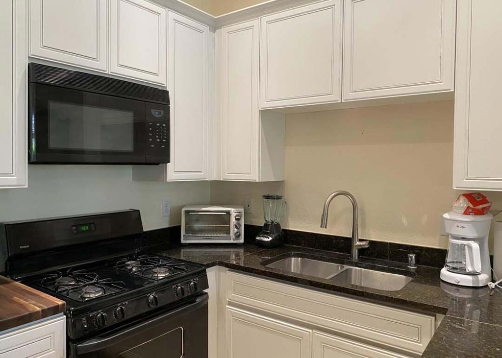 50690 Santa Rosa Plaza 1 Property Photo 11