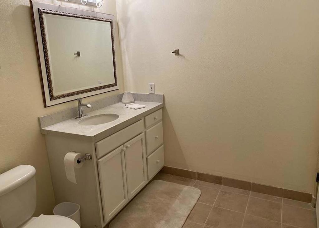 50690 Santa Rosa Plaza 1 Property Photo 15