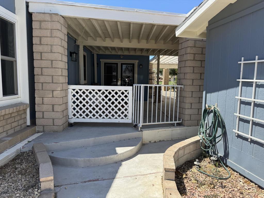 34735 Double Diamond Drive Property Photo 4
