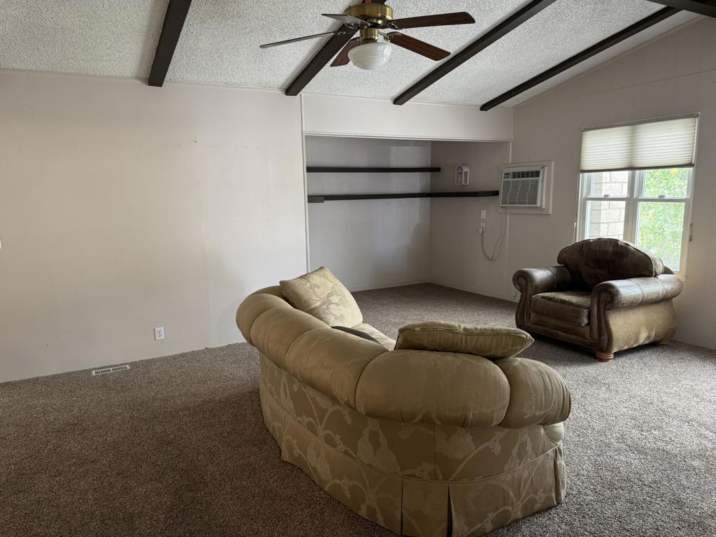 34735 Double Diamond Drive Property Photo 14