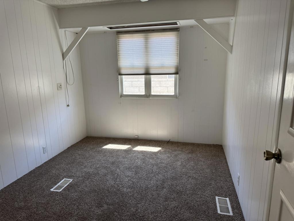 34735 Double Diamond Drive Property Photo 16