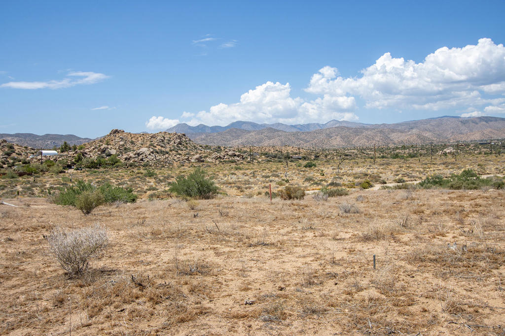 201 Pipes Canyon Road Property Photo 14