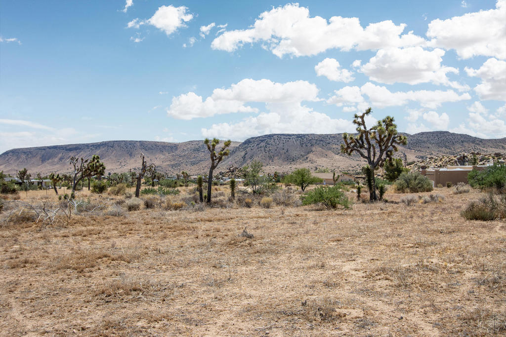201 Pipes Canyon Road Property Photo 16