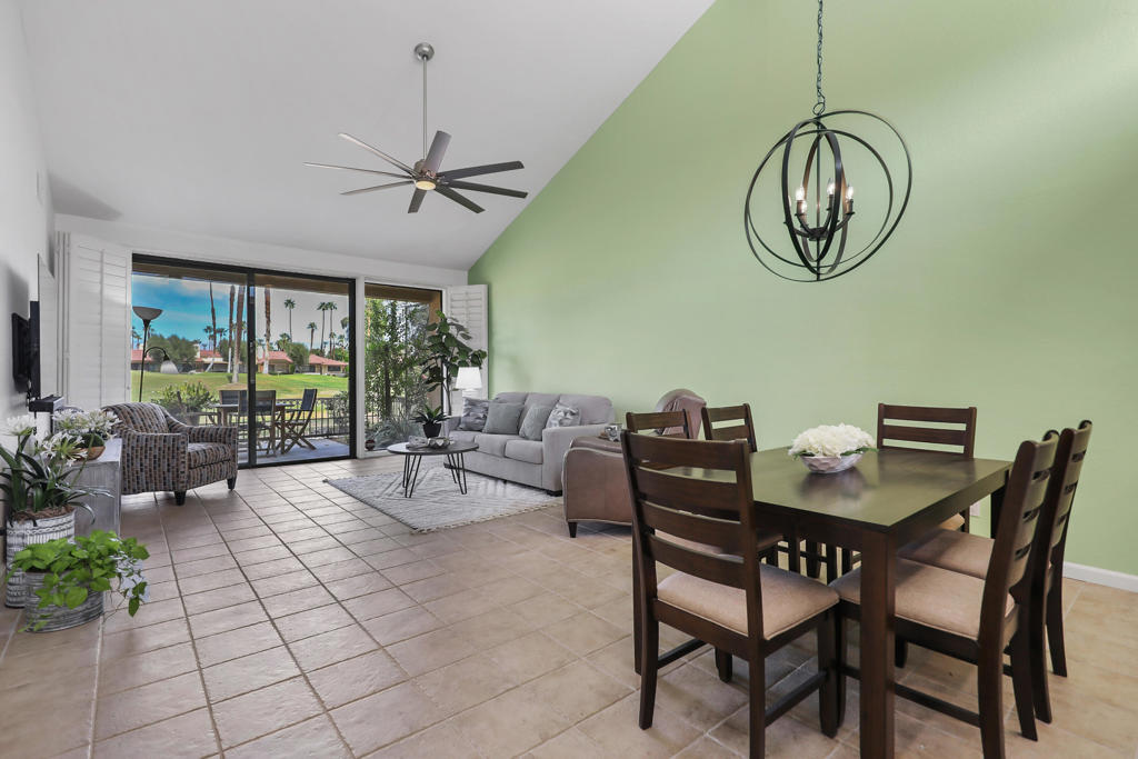 412 S Sierra Madre Property Photo 4